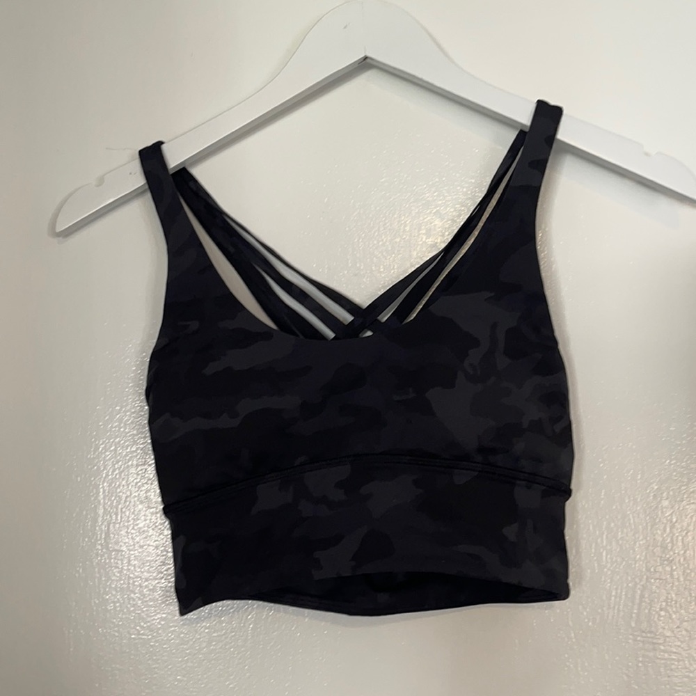 Lululemon wunderunder strappy bra size 4 light support